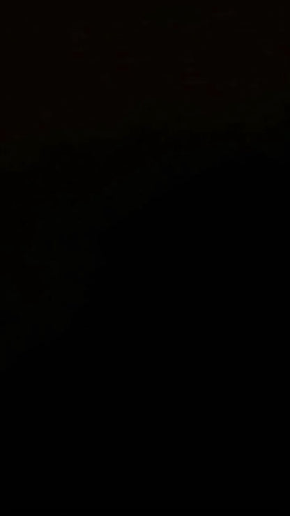 S40 HD Portable Projector – 180° Flexible Projection